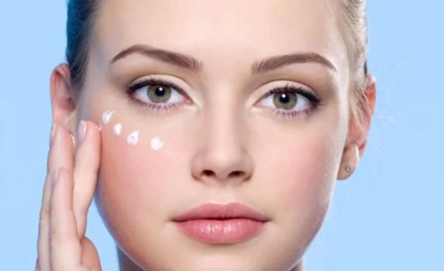 Acide salicylique vs peroxyde : lequel choisir ? Acide salicylique vs peroxyde de benzoyle : comparaison visuelle sur peau acnéique