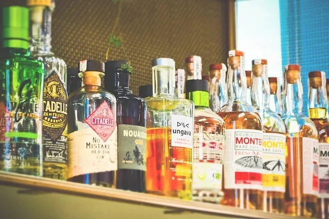 Alcool et acné : L'alcool cause l'acné, mythe ou réalité ? Alcool et acné