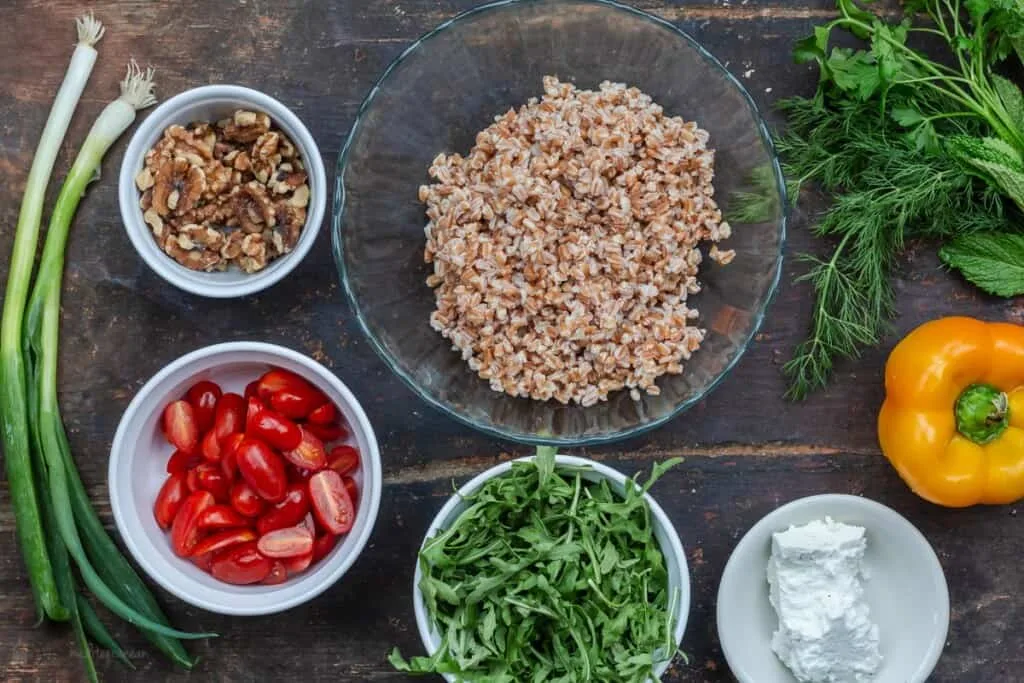 Recette de salade méditerranéenne de Farro à la roquette Recette de salade méditerranéenne de Farro à la roquette